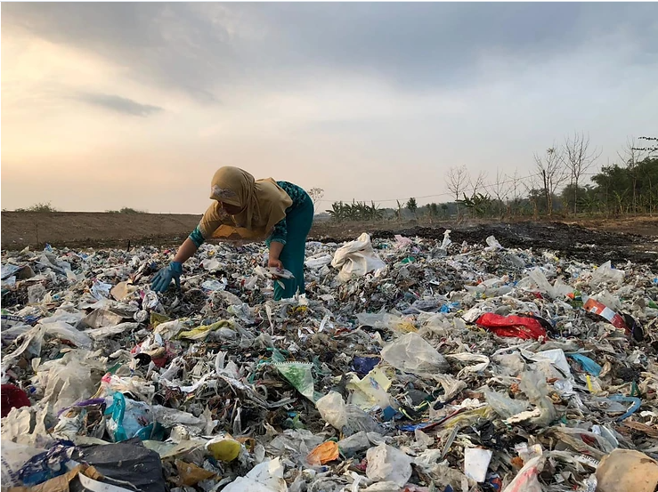 Eropa Menuju Kebijakan Bebas Sampah Plastik Sekali Pakai
